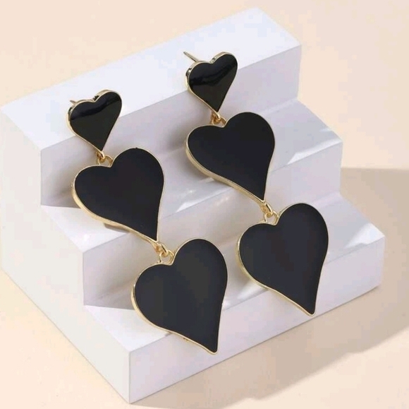 Black Linked Heart Drop Earrings for women - Picture 2 of 3